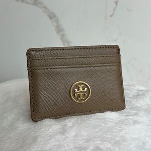 Tory Burch Robinson Card Case in Gray Heron